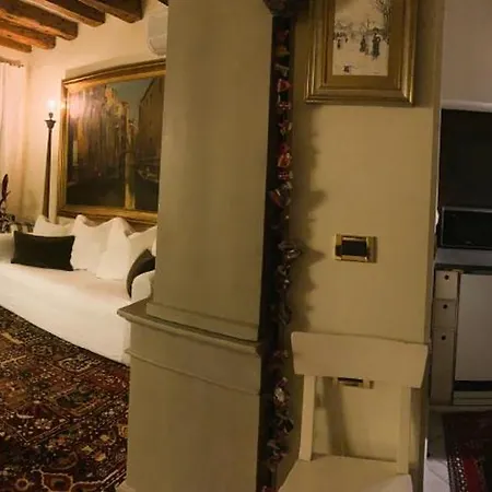 Ca' Olivolo 1891 In Biennale Apartament *