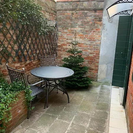 Ca' Olivolo 1891 In Biennale Apartament *