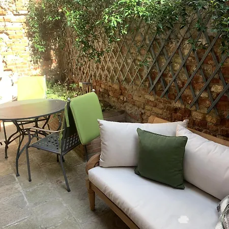 Ca' Olivolo 1891 In Biennale Veneza