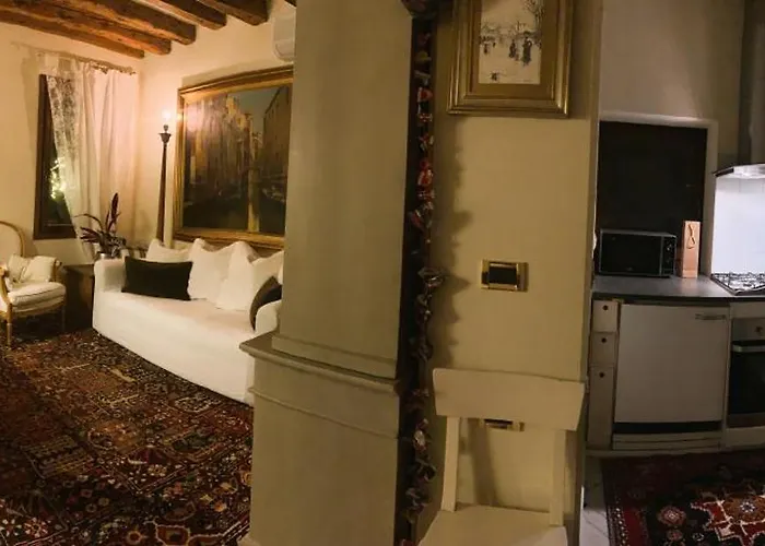 Ca' Olivolo 1891 In Biennale Appartement *
